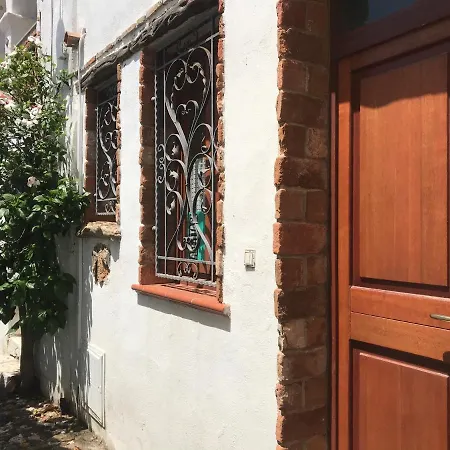 Casa Angioy With Sea View Terrace Ferienhaus